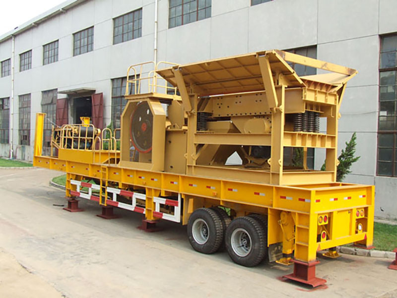 輪胎移動顎式破碎站